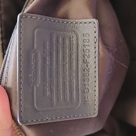 COACH Signature north south satchel - Picture 7 of 8